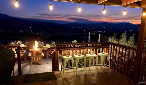 Temecula House | The Ultimate Winery Getaway - Hilltop Haven
