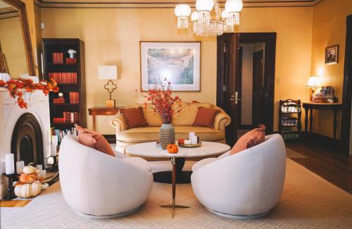 College Hill House | The Underwood-Hale House