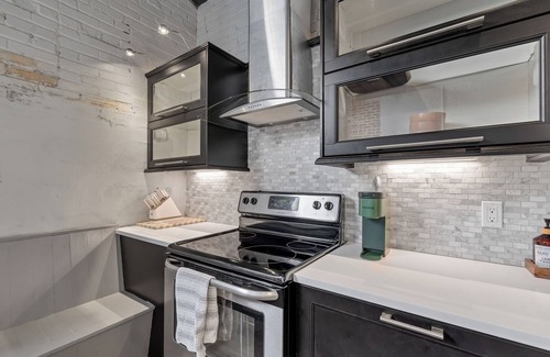 Jonesboro Apartment | The Union at 222 Loft w/Rooftop & Private Gated Parking