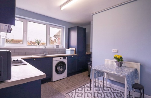 Clacton-on-Sea Cottage | THE UPPER CIRCLE, pet friendly in Clacton-On-Sea