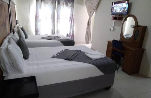 Bobonong Bed & Breakfast | The upperroom bed and breakfast Bobonong