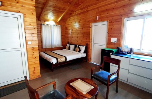 Amritpur Hotel | The Urban Escape