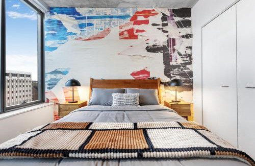 West End Apartment | The Urban Kaleidoscope Downtown Nashville