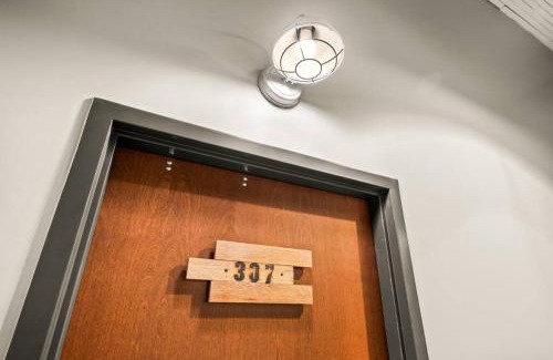 Peoria Apartment | The Urban Loft - Stylish Industrial Living