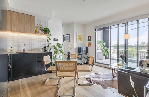 Brunswick East Apartment | The Urban Sanctuary Enviable Lifestyle on Lygon