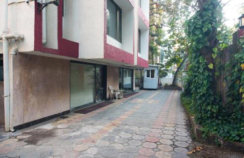 Jogeshwari East Bed & Breakfast | The V Sadan