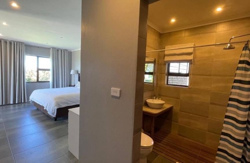 Metsimaholo House | The Vaal Guesthouse