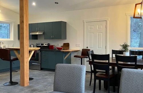 Golden House | The Valley Edge Lodge