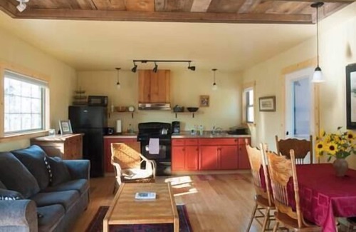Sierraville Apartment | The Valley House, Unit 2