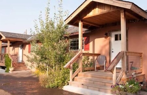 Sierraville Apartment | The Valley House, Unit 2