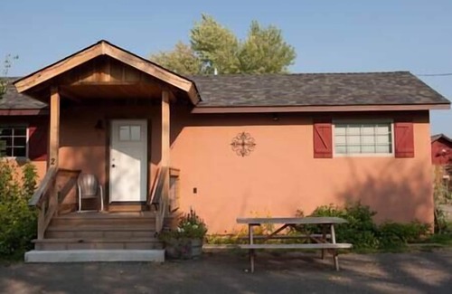 Sierraville Apartment | The Valley House, Unit 2