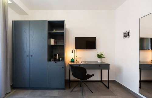 Ta' Giorni Condo | The Valley Room 7 condo with parking on premises
