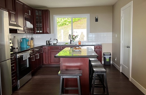 Eastern Hillsides Apartment | The valley View