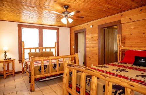 Bandera Hotel | THE VAQUERO MOTEL