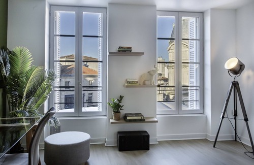 Angouleme Apartment | The vegetal suite hyper centre