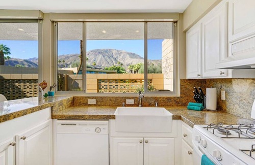 Palm Desert Apartment | The Velvet Palm: Modern Retreat + Resort Amenities