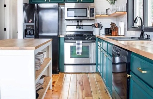East Dorset Ski Chalet | The Vermont Hideaway. Cozy up in this newly remodeled chalet.