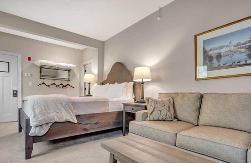 Wilmington Hotel | The Vermont House