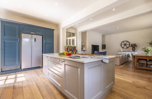 Great Limber Cottage | The Vicarage - a beautiful property sleeping 12 guests in 6 bedrooms