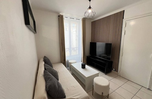 Les Gondoles Apartment | The Victor chic and elegant super location Paris in 20min