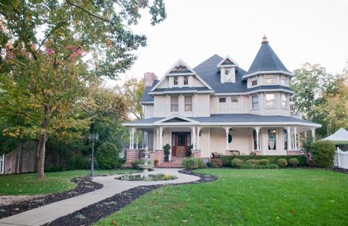 Downtown Bed & Breakfast | The Victoria Bed & Breakfast