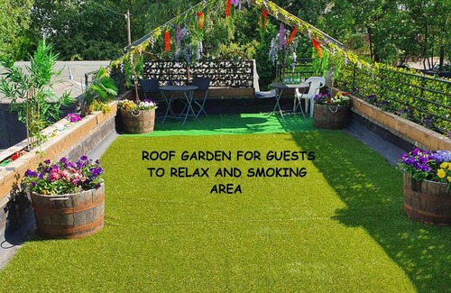 Edwinstowe Hotel | The Victoria Bikers Pub - Live Music Venue and Letting Rooms with Camping facilities