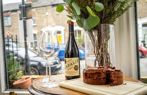York House | The Victorian House - child and dog friendly, free parking
