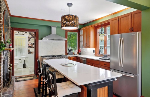Canfield House | The Victorian House - Four Bedrooms - Two Bathrooms -