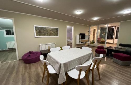 Kentron Apartment | The View Apartments