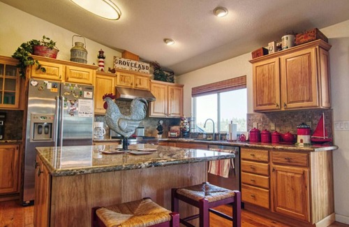 Groveland Apartment | The View at Pine Mountain Lake