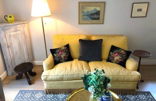 Nunney House | The View Cottage - Tennis Court - Nr Frome, Longleat