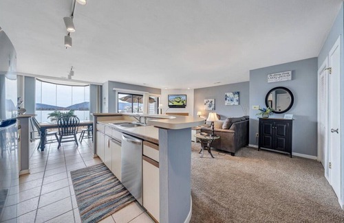 Smith Mountain Lake Condo | The View! Ground Floor Condo with Lake and Mountain Views on Smith Mountain Lake