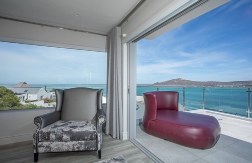 Langebaan Villa | The View Langebaan Lagoon Villa with heated pool