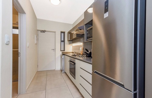 Greater Johannesburg Metropolitan Area Apartment | The View Morningside – A Touch of Luxury Awaits