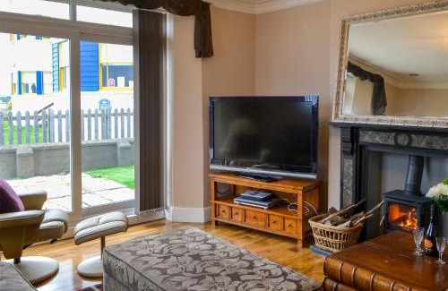 Tynemouth House | The View Old Coastguard Cottage