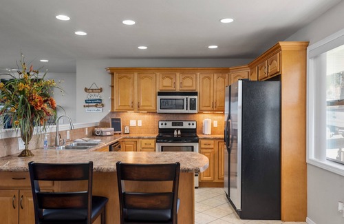 Lakeview House | The View on Bull Shoals Lake!