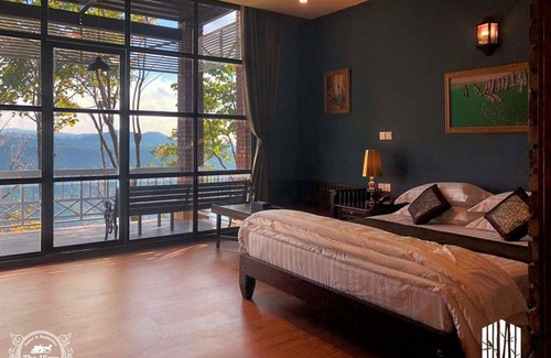 Anesakhan Hotel | The View Resort & Restaurant