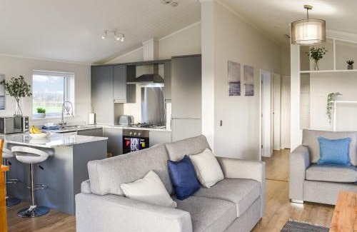 Fence House | The View - Uk36812