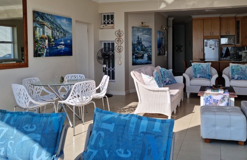 Gordons Bay Central Apartment | The View