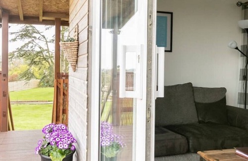 Ham Cabin | The Viewpoint, near Deal, Kent