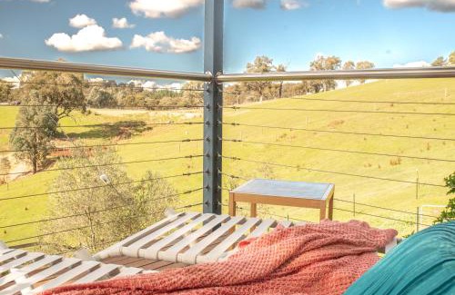 Panton Hill Apartment | The views!Lovely apartment on acreage with magnificent views, dog friendly
