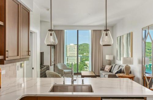 Downtown Asheville Apartment | The Views Over Pack Square