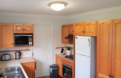 South Wentworthville Villa | The Villa Retreat - Your 2 bedroom Self-Contained Home Away From Home