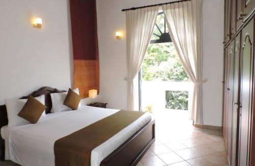 Katana Bed & Breakfast | The Villa Green Inn