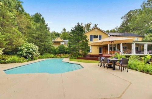 Blue Ridge Villa | The Villa @ Skybridge