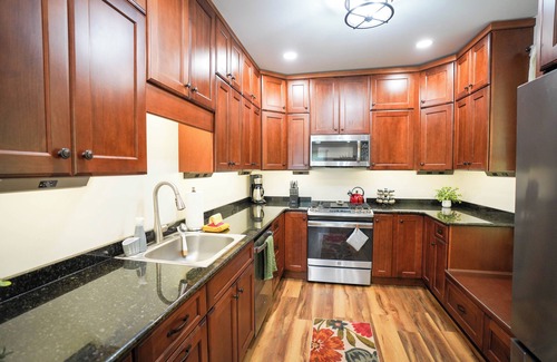 Brockton House | The Village at Houser's Crossing