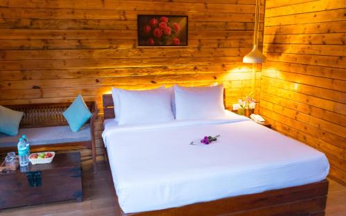 Vagator Bed & Breakfast | The Village Boutique Resort
