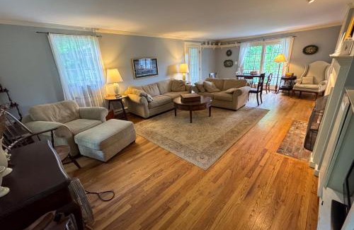 Manchester House | The Village House