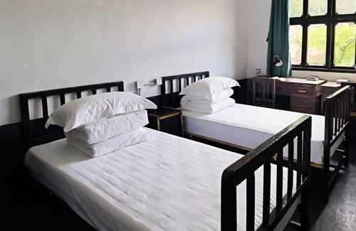 Tunxi Hotel | The Village Library Inn