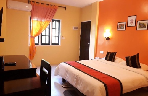 Zi Phyu Kone House | The Villager Lodge